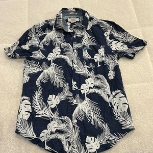 Tommy Bahama Blue and White Leaf Print Men's Shirt